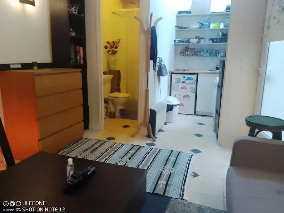 Studio Sympa Meuble Et Equipe Paris Nation. Франция