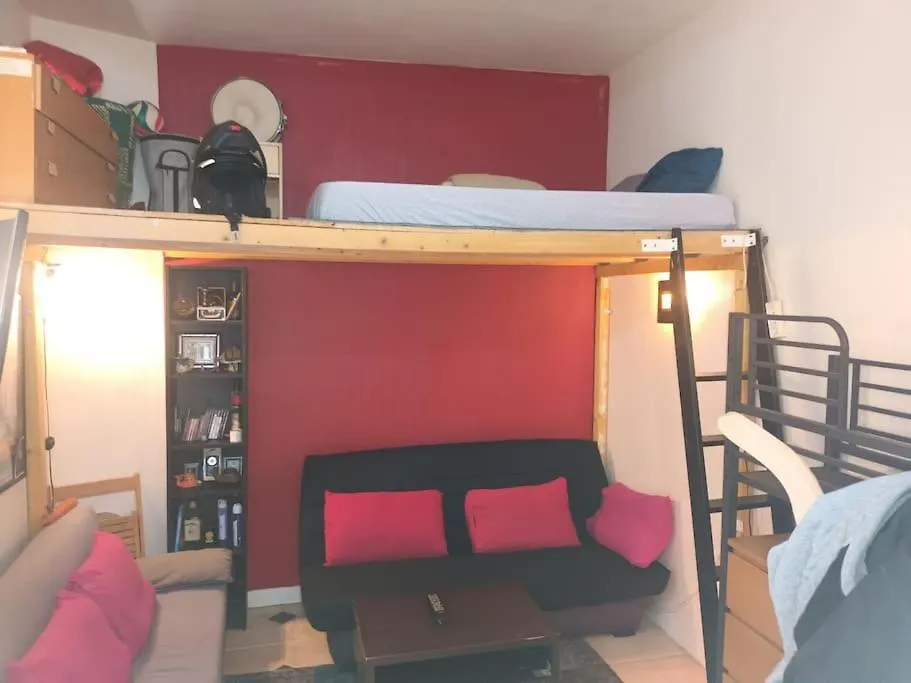 Apartment Studio Sympa Meuble Et Equipe Paris Nation. France