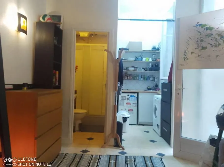 Studio Sympa Meuble Et Equipe Paris Nation. Apartment